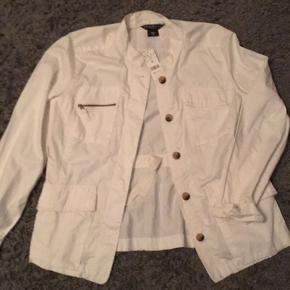 Eddie Bauer light weights jacket NWT